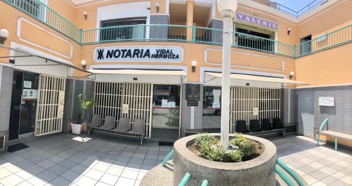 Notaría Ana María Vidal Hermoza