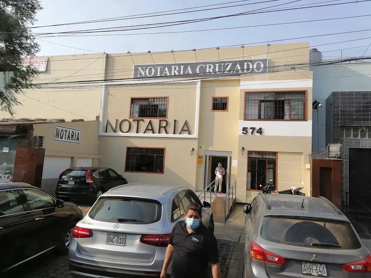 Notaría Cruzado, notaría en Miraflores
