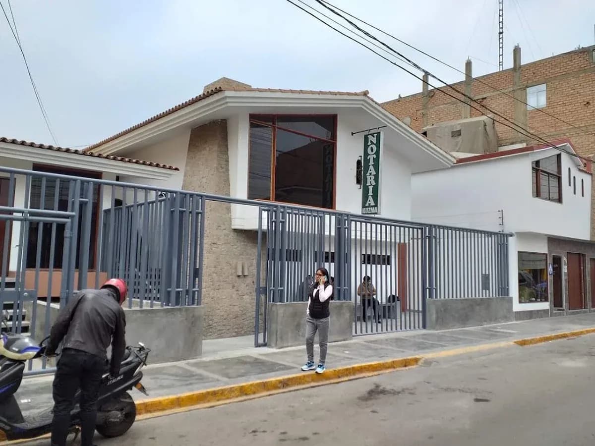 Notaría Kelly Kuzma Alfaro