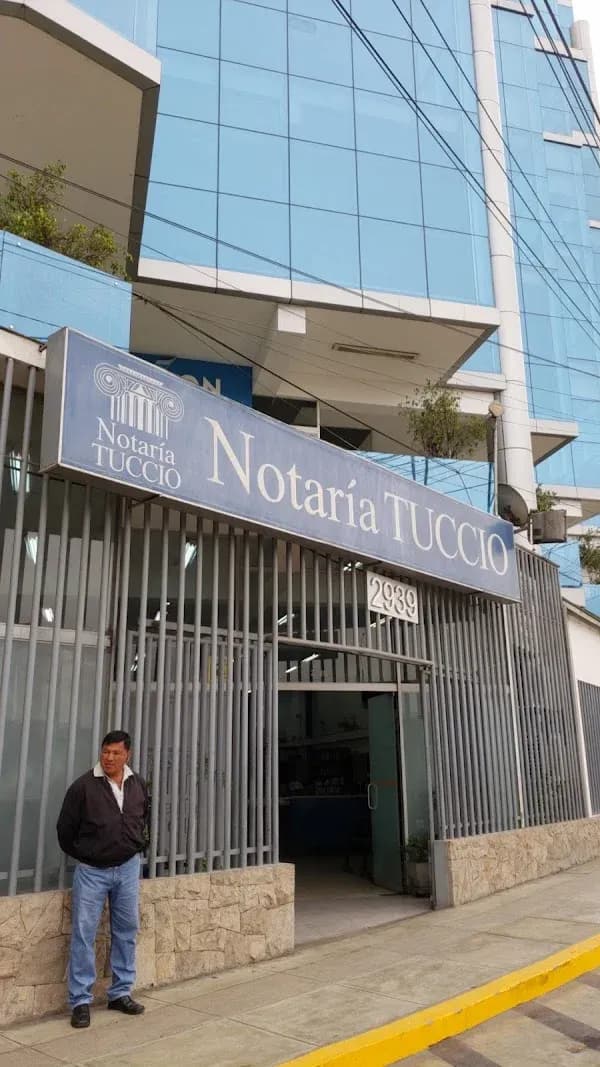 Reseña de Dany Navas para Notaria Tuccio