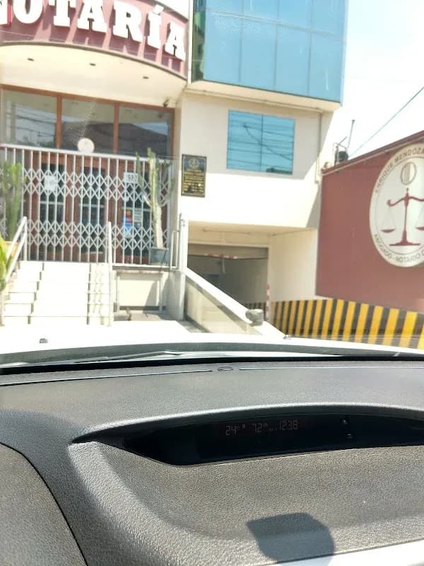 Atención notarial en Notaría Mendoza Vásquez