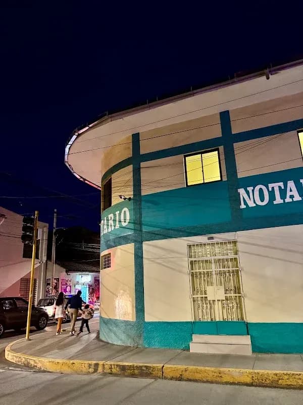 Reseña de Ingobert Köhel para Notaria Venero