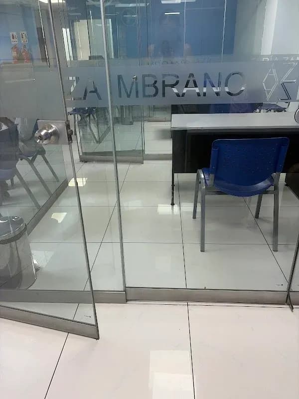 Atención notarial en Notaria Dr. Alfredo Zambrano Rodriguez